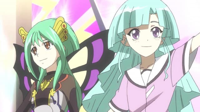 Episode 10: Triangle of Divas